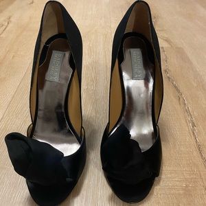 Badgkey Mischka heels